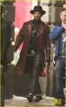 will-smith-spotted-in-costume-on-suicide-squad-set-01