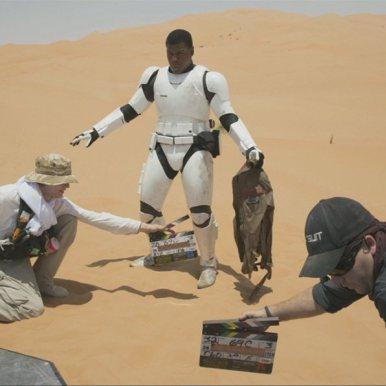 De nouvelles photos exclusives prises dans les coulisses du tournage de Star Wars VII