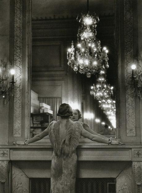 The grand mirror of the Molyneux atelier, Paris, 1934, by Alfred Eisenstaedt
