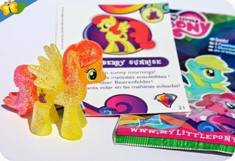 Figurine Strawberry Sunrise - My Little Poney - sachets mystère - série 10 - Hasbro