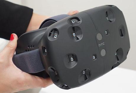 HTC Vive le casque de réalité virtuelle extraterrestre