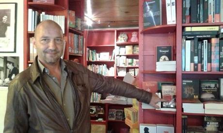 Séance de dédicace d'Éric Lange