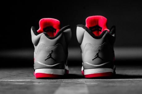 air-jordan-5-retro-gs-wolf-grey-hot-lava-5