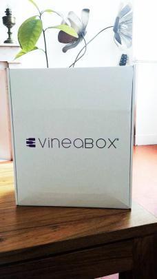 VINEABOX – La box qui livre du (bon) vin !