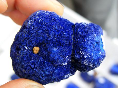 Azurite, du minéral au vernis