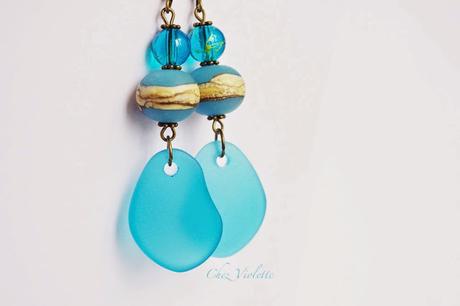 Boucles d'oreilles Seaglass bleu pacifique - https://www.etsy.com/shop/chezviolette