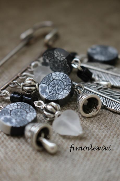 petits bracelets de petites filles ...