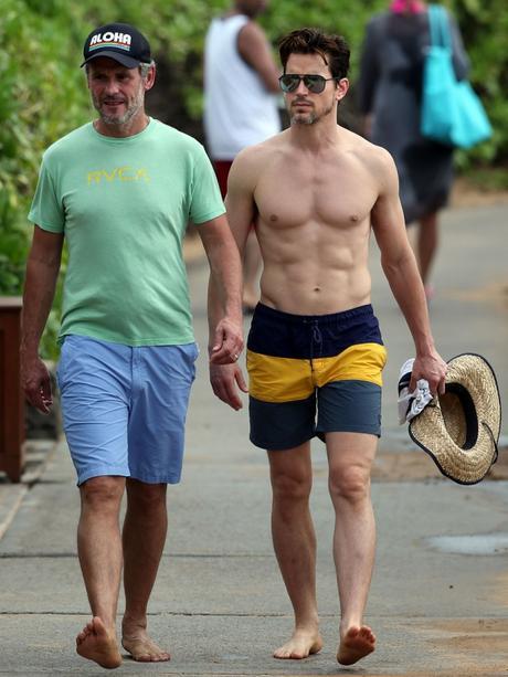 matt-bomer-shirtless-beach-05202015-29-675x900