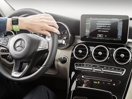 Mercedes adopte l'Apple Watch pour un nouveau service de navigation