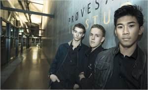 Critique – Dancers