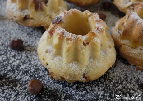 Mini kouglofs au jambon fumé et aux noisettes