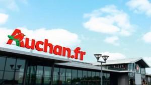 Désormais les hypermarchés disposeront d'une enseigne Auchan.fr en référence à l'orientation cross canal du distributeur