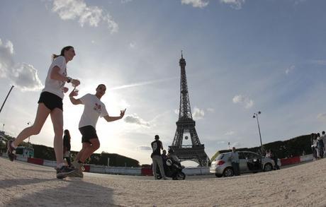 No Finish Line Paris by Siemens Coureurs Tour Eiffel. Crédit photo © Sportimages