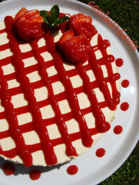Cheesecake vanille au coulis de fraises (sans cuisson)