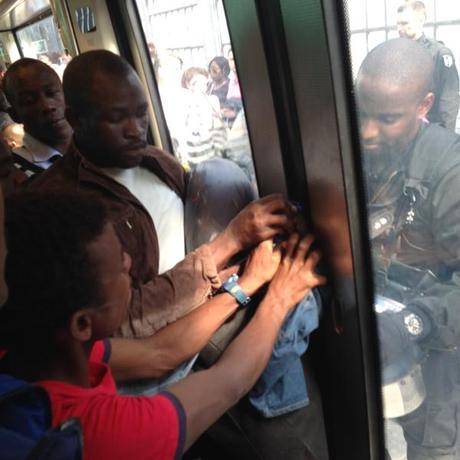 Migrants de La Chapelle : point sur la situation au 5 mai 2015 17h30