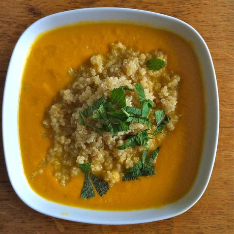 Soupe de carotte, féta et quinoa de Zeste