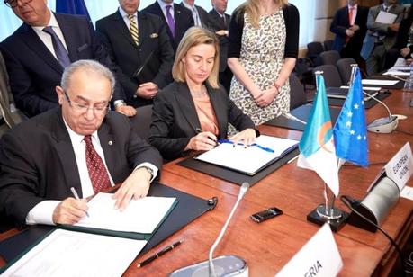 Algérie-UE: signature d'un accord cadre de financement multisectoriel