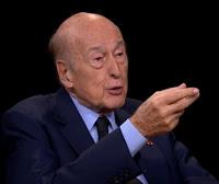 Valéry Giscard d'Estaing interrogé par Charlie Rose