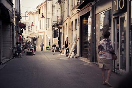 à 10h du mat' le street réveille Langon à coup de colles, de bombes, de pochoirs, sous les roues des bmx sur fond de bonne musique : c'est Graffic Urbain #!