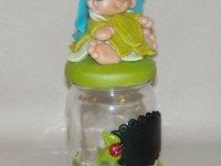 Pot avec lutin en porcelaine froide