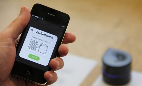 Zuta Pocket l’imprimante robot qui se déplace seul sur le papier