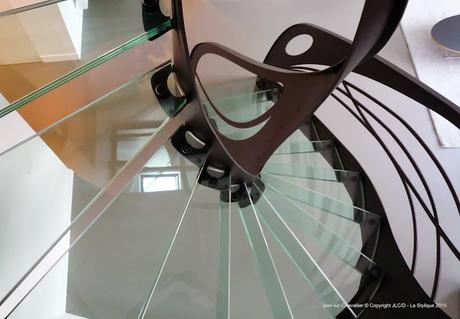escalier contemporain verre