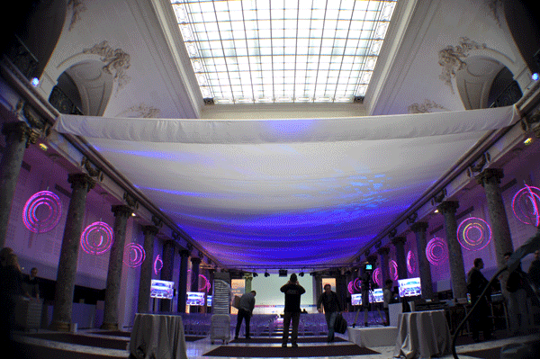 Montage à l’Espace Cambon