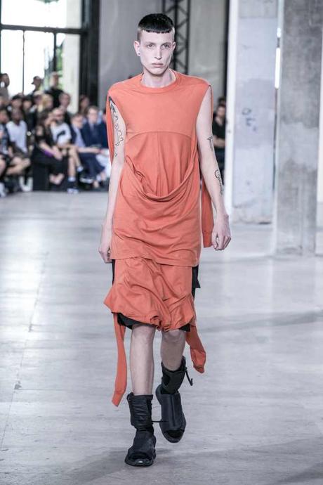 Rick Owens Fashion Show Menswear Collection Spring Summer 2016 in Paris Photo by Valerio Mezzanotti