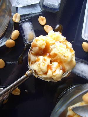 Glace aux Cacahuètes et Caramel [Foodista Challenge #9]