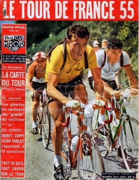 Tous les journaux sportifs, comme ici le célèbre Miroir des Sports, faisaient des numéros spéciaux à l’approche du Tour comme celui de 1955 !