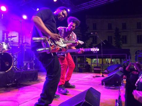 The Homemade Jamz Blues Band au Cognac Blues Passion, Place François-Ier, Cognac, le 1 juillet 2015