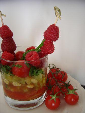 Tartare aux 3 Tomates et aux Framboises/Three-tomato Tartare with Raspberries tomatotartare1