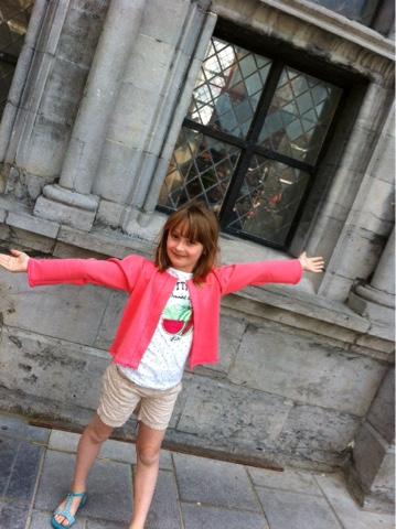 Un petit gilet coloré C'est enfant cousu main