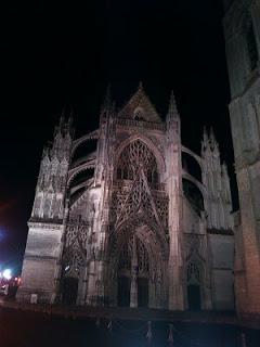 Saint-Jacques à vélo: de Vendôme à Tours, le long des rivières...