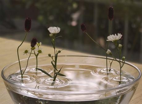 Floatingvases-0-640x470