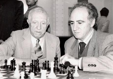 Miguel Najdorf et Lev Polugaievsky à Buenos Aires en 1994 © Chess & Strategy