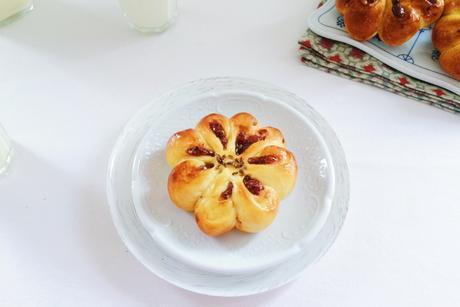 Anpan, petits pains Japonnais à la pâte de haricots rouges
