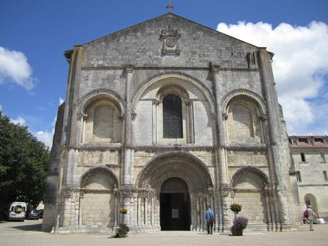 Portraits anecdoziques