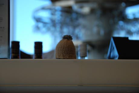 globe-t-bonnet-voyageur-travelling-winter-hat-bar