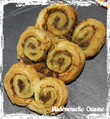 Palmier au pesto rouge et pesto vert