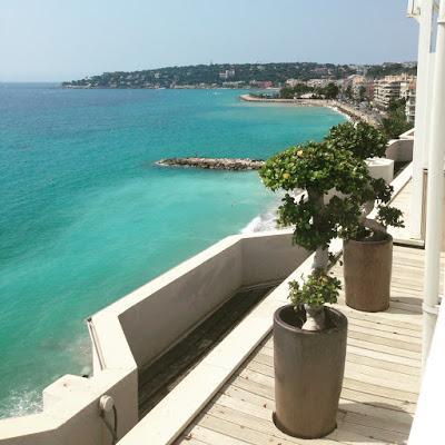 L'été sur la Côte d'Azur: Menton. L'été sur la Côte d'Azur: Menton.