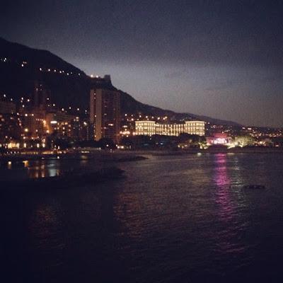 L'été sur la Côte d'Azur: Menton. L'été sur la Côte d'Azur: Menton.