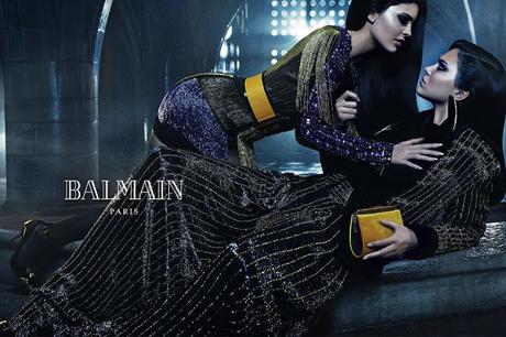 Kendall & Kylie Jenner reines de la nouvelle campagne Balmain...