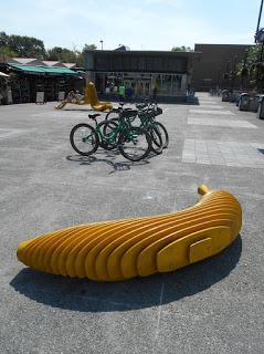 Sur les murs (et dans les rues) pas loin de chez moi (4)