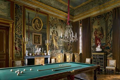 MAIN-CHATEAU-SALON-DE-BILLARD