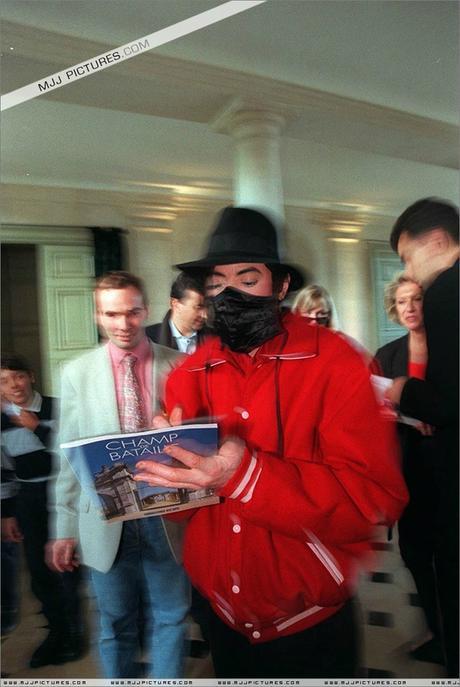 Michael Jackson au château du Champ de Bataille, le 1er juillet 1997 7ui8