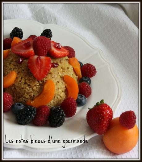 cake_bowl_et_ses_fruits_Les_notes_bleues_d_une_gourmande