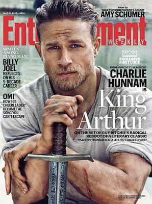 Photoshoot - Charlie Hunnam est le (sexy) Roi Arthur