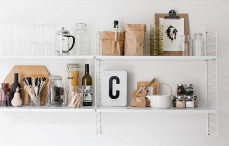 Cuisine étagère string furniture.