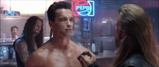 [News] Arnold Schwarzenegger rejoue la scène d’ouverture de Terminator 2 !